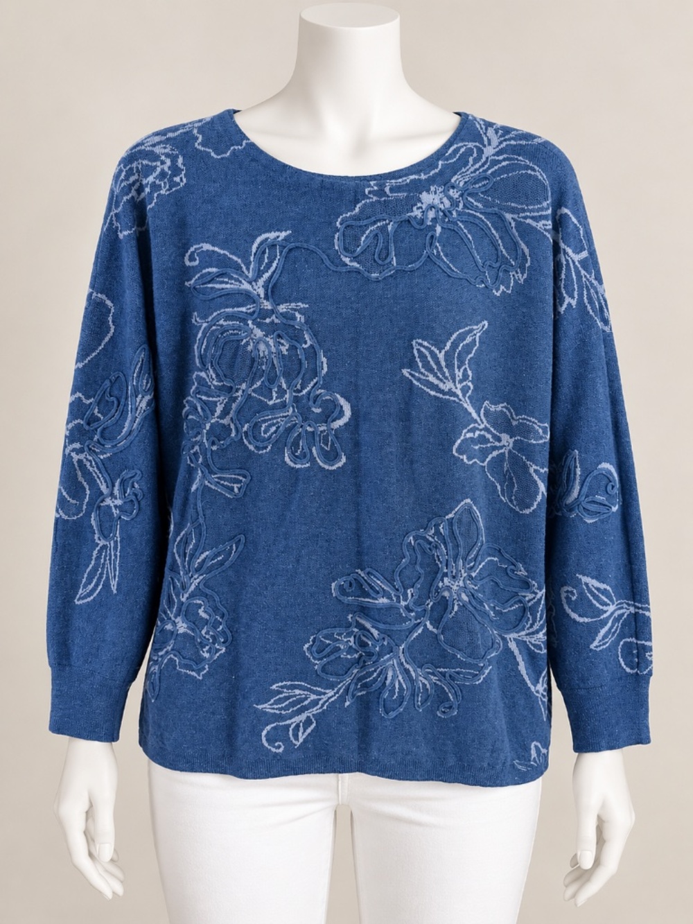 Chico’s Women’s 3 / XL Blue Floral Embroidered Knit Sweater Long Sleeve Pullover